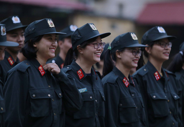 Hình ảnh đẹp trong tập luyện của các nữ chiến sĩ CSCĐ Việt Nam