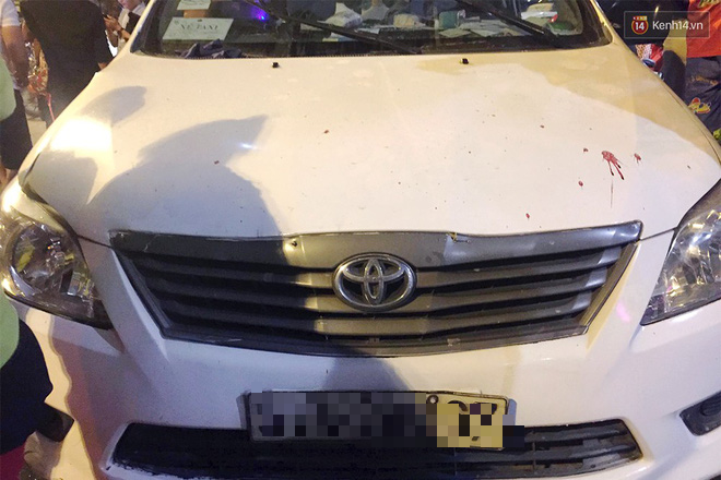 Video - Ảnh: Hiện trường vụ nữ tài xế điều khiển xe BMW gây tai nạn kinh hoàng ở ngã tư Hàng Xanh