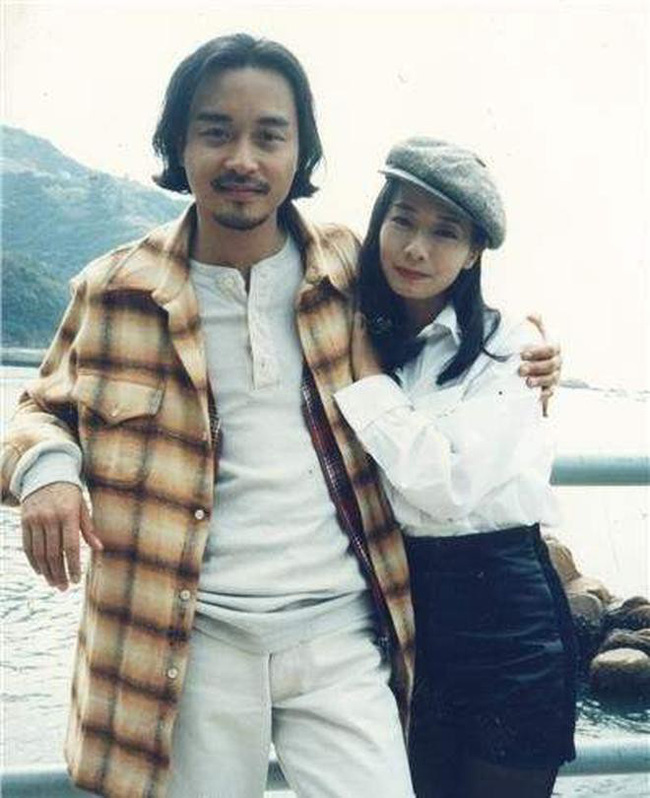 Mao Thuấn Quân: Hai lần từ chối lời cầu hôn của Trương Quốc Vinh và 3 cuộc hôn nhân đẫm nước mắt