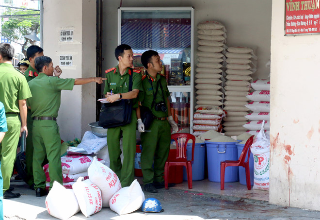 Người làm thuê đâm bà chủ nhiều nhát dao