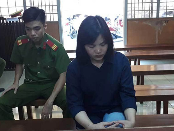 Nữ quản lý rút ruột công ty 30 tỉ sắm xe hơi, xây nhà lầu