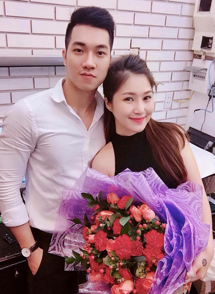 Rộ tin đồn Hương Tràm đang hẹn hò với một anh chàng điển trai sáu múi, dân mạng khen ăn đứt loạt người cũ?