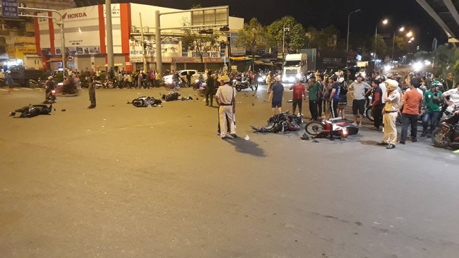 Tai nạn kinh hoàng ở Hàng Xanh: Nữ tài xế có biểu hiện say xỉn, miệng liên tục để em lo, để em lo