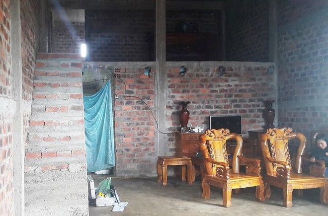 Vụ 4 người một nhà treo cổ: Người cho vay 77 triệu nói không lấy lãi, cha già phủ nhận