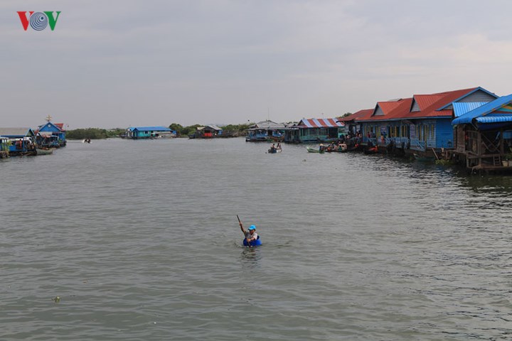 Cuộc sống của người Việt trên Biển Hồ, Campuchia