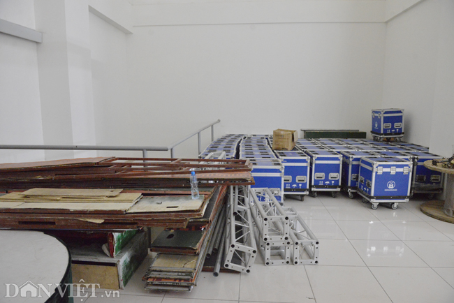 Ảnh: Nhà hát gần 800 tỷ vắng lặng như tờ ở Vĩnh Phúc