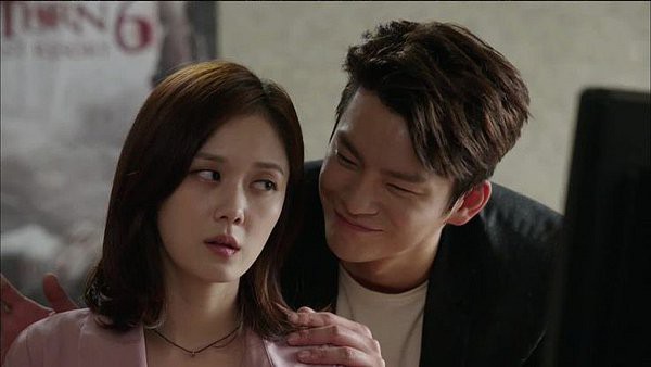 Thấy bạn trai quá tốt, cô gái dốc hết lòng hết dạ mang cả sổ tiết kiệm đầu tư cho anh làm ăn, ai ngờ...