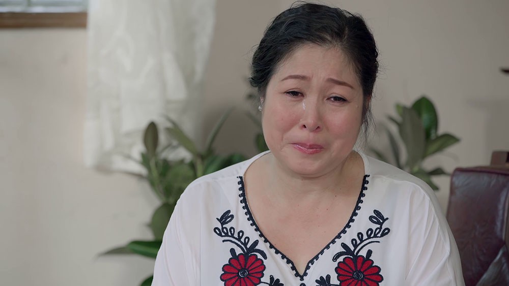 Gạo nếp gạo tẻ tập 73: Bà Mai khóc như mưa khi biết tin sắp mất chàng rể quý