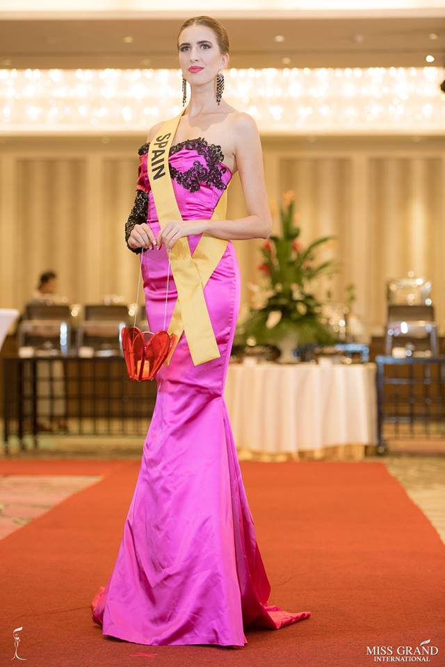 Phương Nga trượt dự đoán Top 16 Miss Grand International