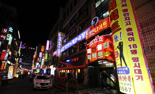 Các đôi trai gái Hàn Quốc thời nay đi nhà nghỉ vẫn khó được chấp nhận