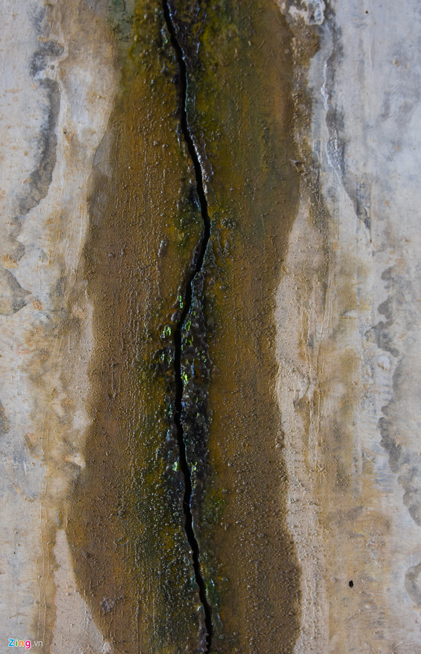 Phát hiện thêm nhiều cầu trên cao tốc 34.500 tỷ bị nứt, thấm nước