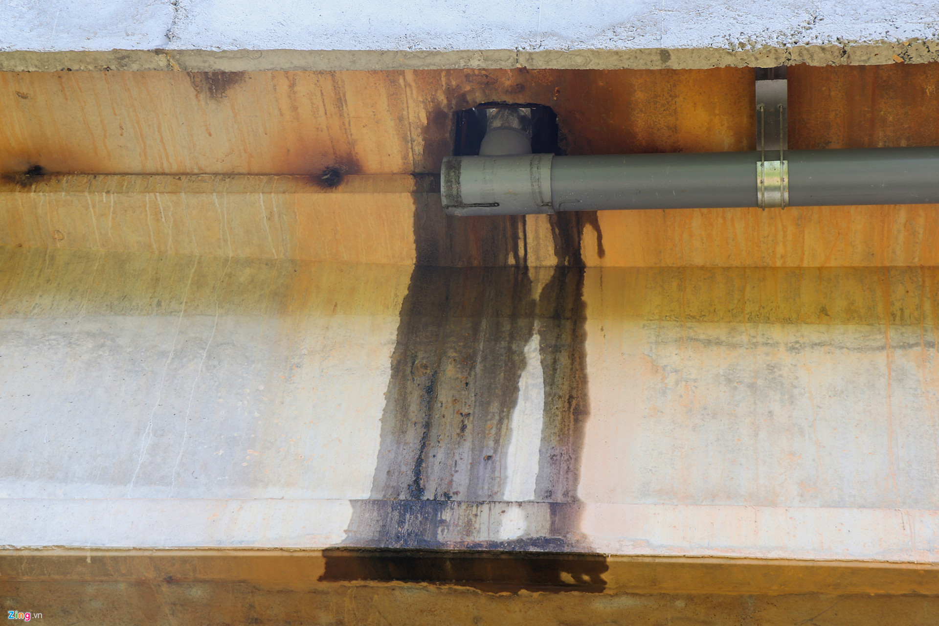 Phát hiện thêm nhiều cầu trên cao tốc 34.500 tỷ bị nứt, thấm nước