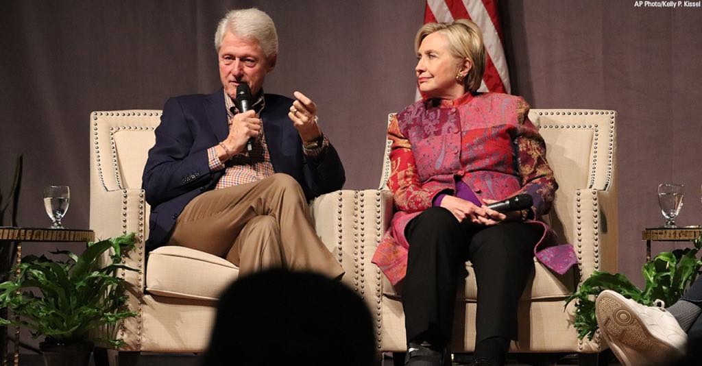 Phát hiện bom cài trong nhà vợ chồng cựu Tổng thống Mỹ Clinton