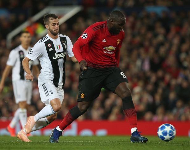 CĐV tìm ra mấu chốt khiến Lukaku chơi tệ ở MU