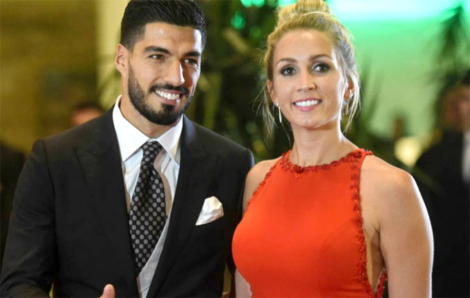 Tiền đạo Luis Suarez có con thứ ba