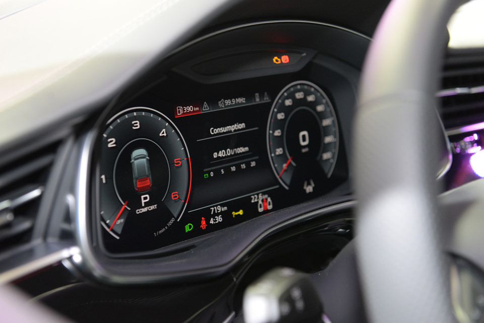 Audi Q8 ra mắt ở VN giá 4,5 tỷ đồng, giao xe tháng 7/2019