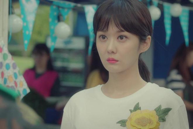 Phát hiện chồng ngoại tình với hàng xóm nhờ đôi dép đi trong nhà, vợ cao tay xử lý khiến ai cũng nể