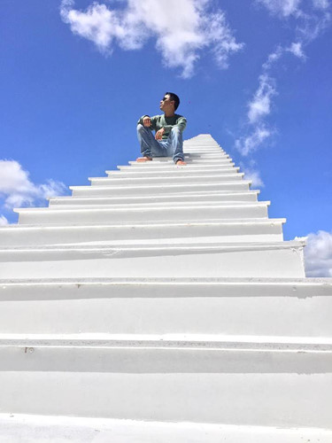 Cầu thang vô cực Đà Lạt gây sốt vì cứ tới là có ảnh đẹp