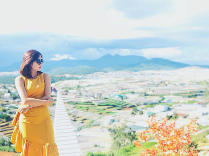 Cầu thang vô cực Đà Lạt gây sốt vì cứ tới là có ảnh đẹp