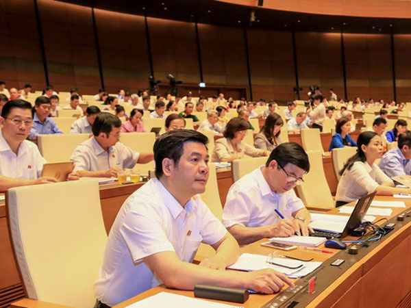 Quốc hội thông qua danh sách 48 chức danh lấy phiếu tín nhiệm