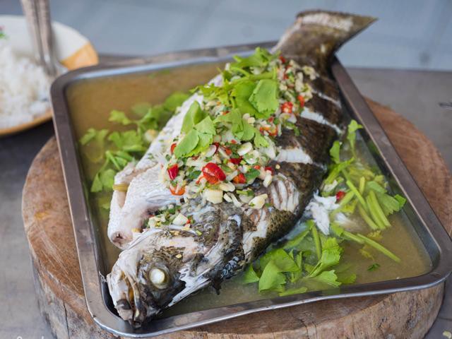 Trước mặt vẫn thơn thớt nói cười, nhưng chỉ một câu nói khiến tôi liền nhận ra sự hai mặt của mẹ chồng