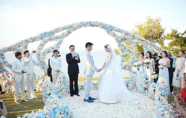 Trước mặt vẫn thơn thớt nói cười, nhưng chỉ một câu nói khiến tôi liền nhận ra sự hai mặt của mẹ chồng