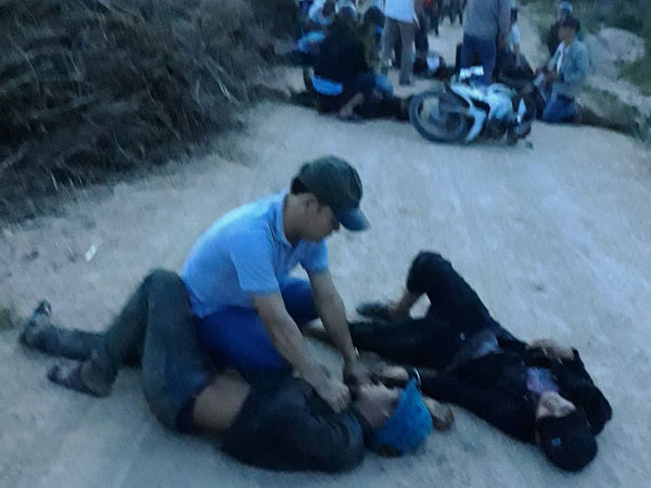 Trai làng hỗn chiến sau lễ ăn hỏi, một người tử vong