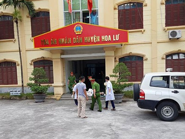 Chánh án TAND tỉnh Ninh Bình: Đang xem xét vụ bé gái bị kẻ nhiễm HIV xâm hại