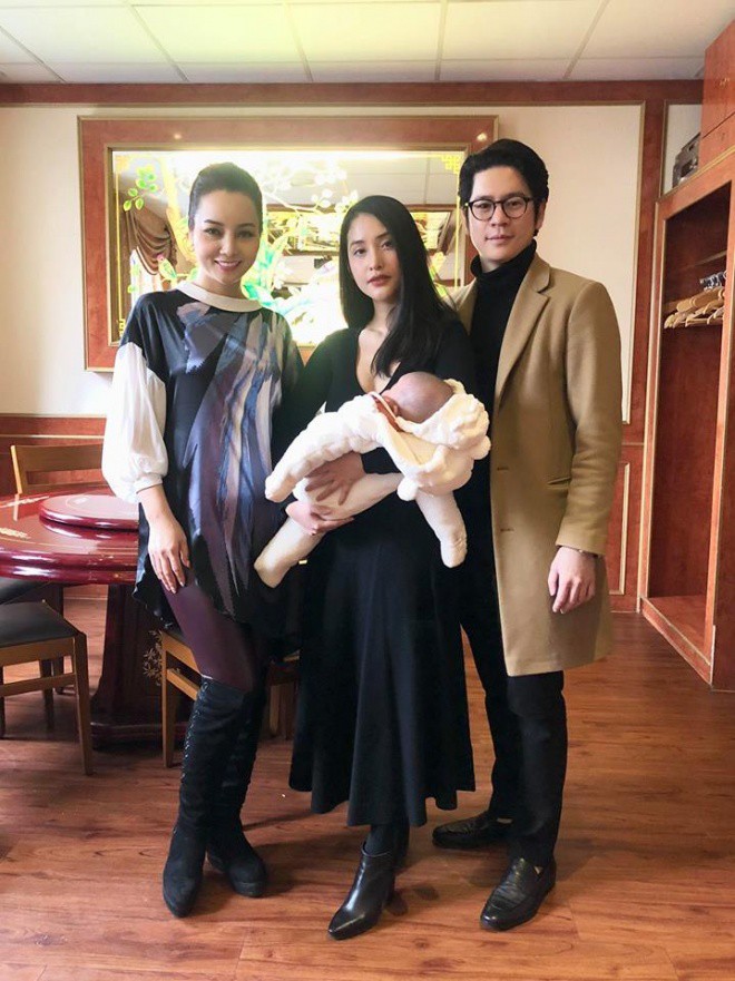 Hình ảnh hiếm hoi của vợ chồng Mai Hồ và con gái đầu lòng sau 8 tháng sang Đức định cư