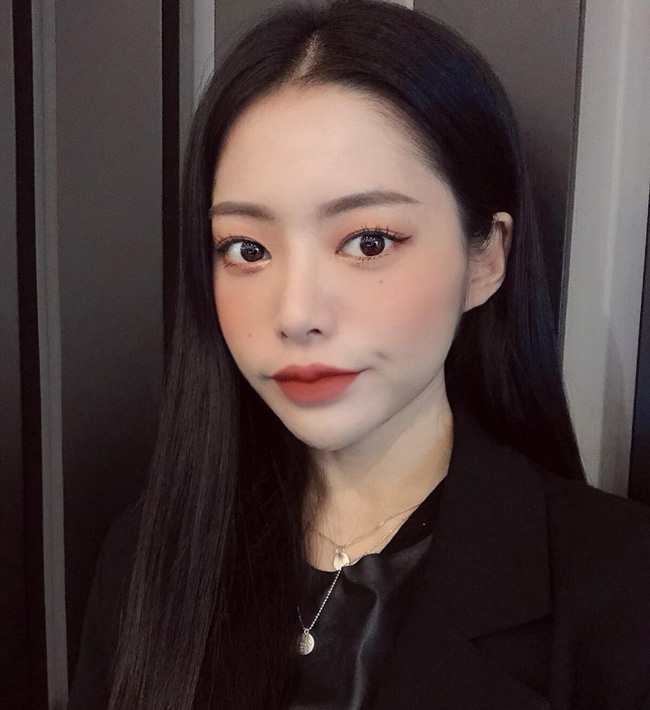 5 màu son đẹp mê tơi với chất son xuất sắc đang khiến các cô nàng bấn loạn nhất thời điểm này