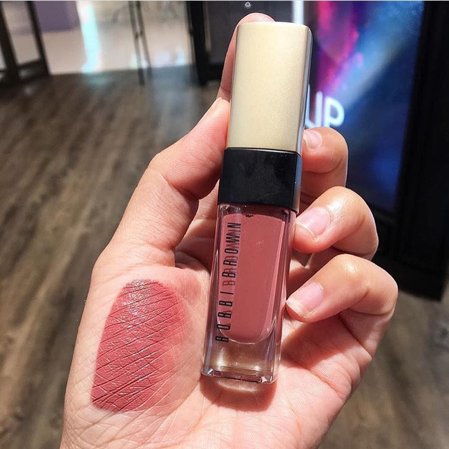 5 màu son đẹp mê tơi với chất son xuất sắc đang khiến các cô nàng bấn loạn nhất thời điểm này