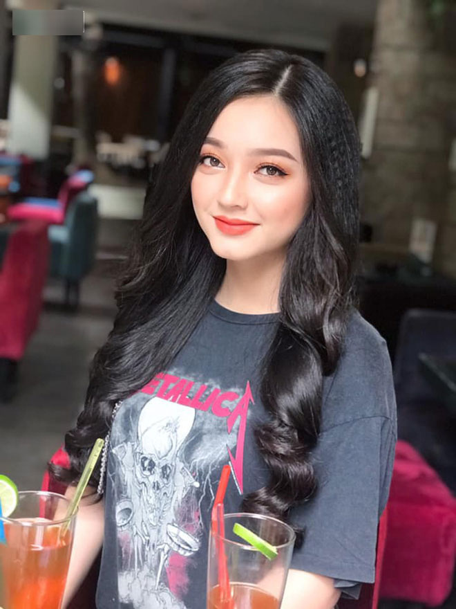 Cô gái được mệnh danh Thiên thần áo dài đáp trả dân mạng sau cáo buộc sửa nát mặt