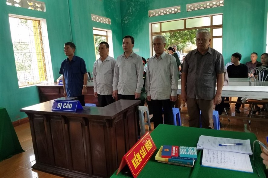 Đất quốc phòng bị xẻ thịt tại Hải Phòng: Nguyên Sư đoàn trưởng 363 bị tuyên phạt 42 tháng tù