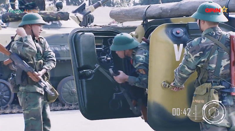 Bộ binh cơ giới VN mang theo gì lên thiết xa BMP-1?