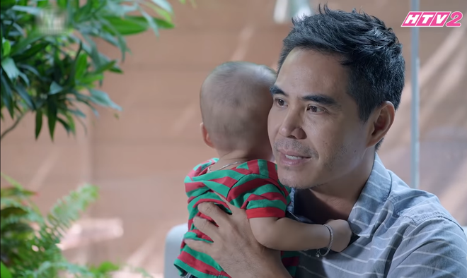 Gạo nếp gạo tẻ: Sau khi li dị, Công chỉ biết cay đắng nhìn vợ hạnh phúc bên người mới