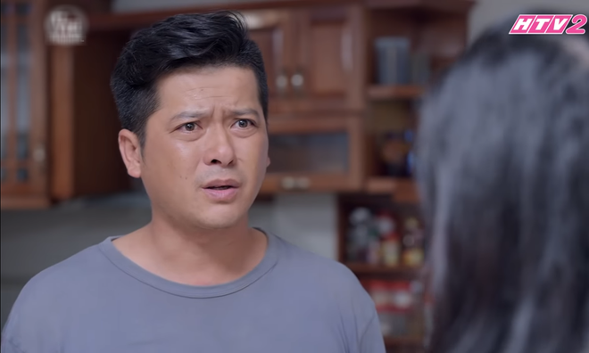 Gạo nếp gạo tẻ: Sau khi li dị, Công chỉ biết cay đắng nhìn vợ hạnh phúc bên người mới