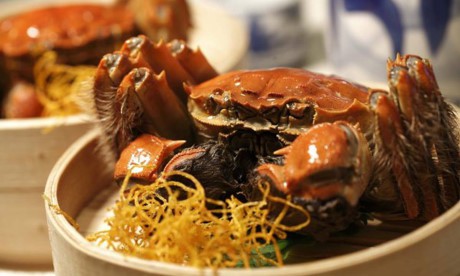 Cua lông Hồng Kông gần 1 triệu đồng/2 lạng về Việt Nam dân tình đua nhau mua