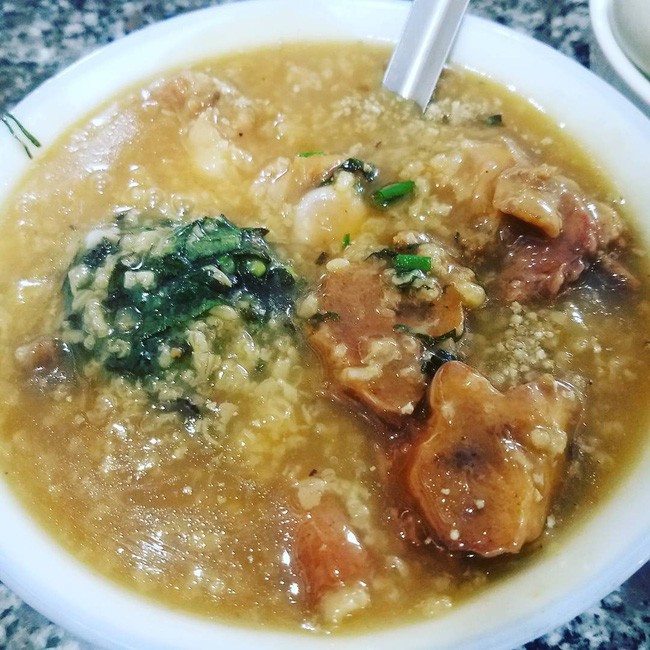 Cháo ấu tẩu và lá ngón xào tỏi - 2 đặc sản có độc của vùng cao và chuyện thú vị đằng sau