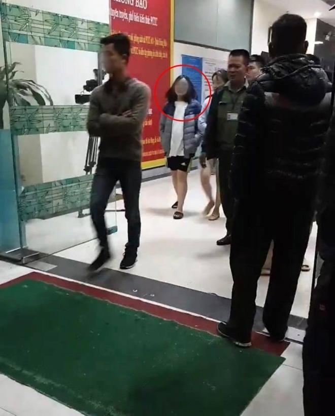 Chàng trai mà nữ sinh ném con khai là bố đứa trẻ có gia thế khủng, hào hoa có tiếng?