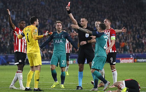 Hòa trong thế mất người, cửa đi tiếp khép dần với Tottenham