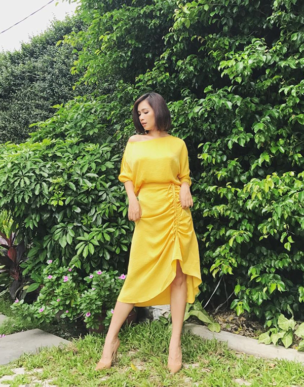 Chọn váy mùa thu đẹp như sao Việt