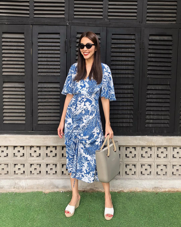 Chọn váy mùa thu đẹp như sao Việt