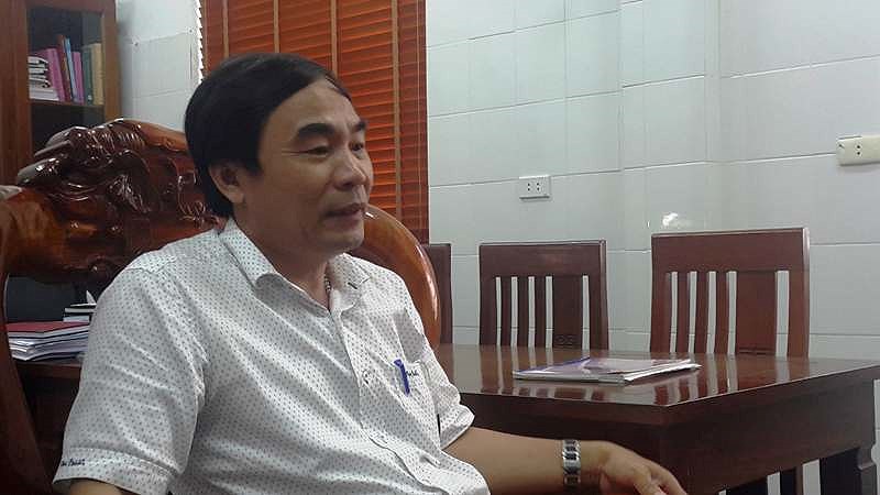 Trưởng phòng vung ghế, ném giày vào nữ đồng nghiệp tường trình gì?