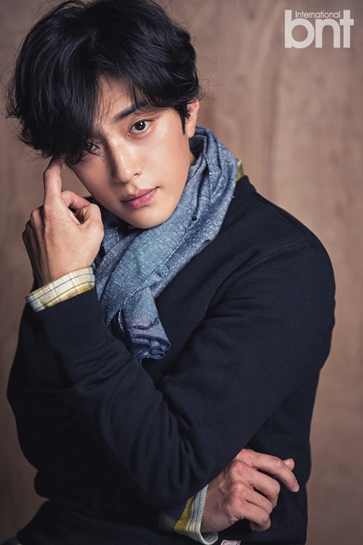 Dậy sóng vì chồng cũ đẹp trai như idol của Song Hye Kyo: U40 mà hack tuổi khó tin, mỗi tội đã có vợ được 4 năm