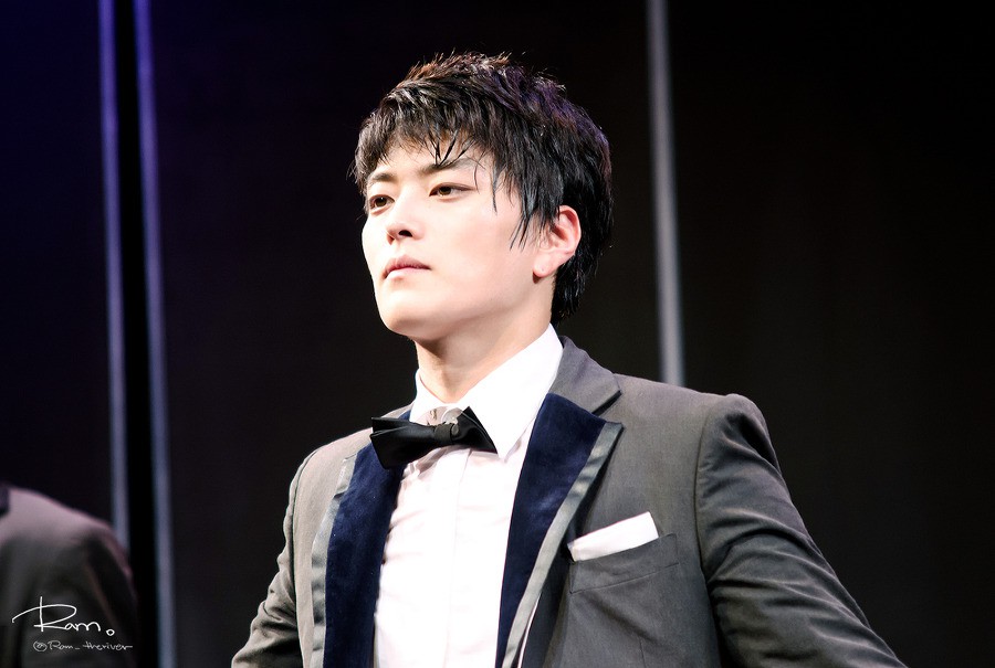 Dậy sóng vì chồng cũ đẹp trai như idol của Song Hye Kyo: U40 mà hack tuổi khó tin, mỗi tội đã có vợ được 4 năm