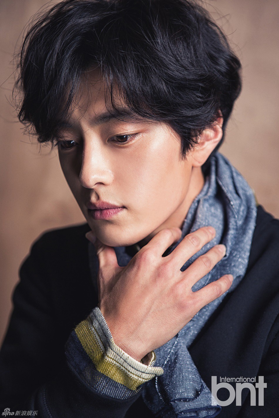 Dậy sóng vì chồng cũ đẹp trai như idol của Song Hye Kyo: U40 mà hack tuổi khó tin, mỗi tội đã có vợ được 4 năm