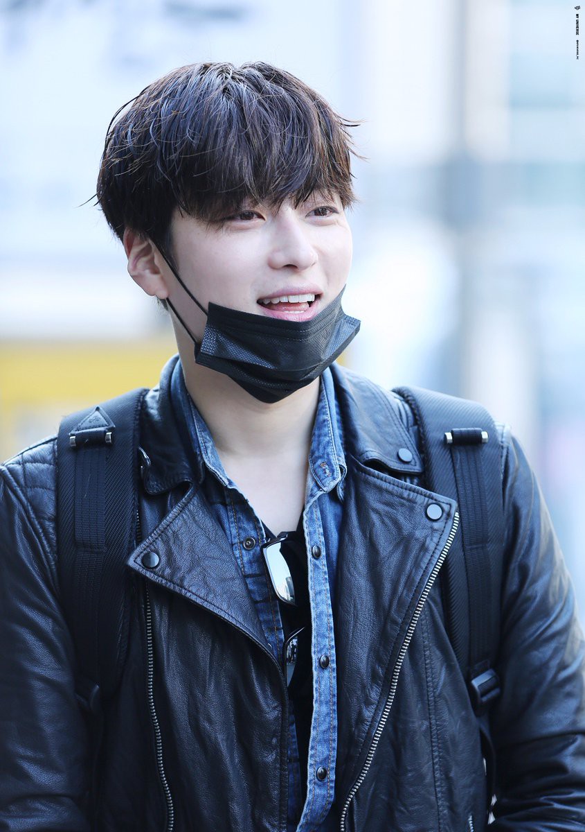 Dậy sóng vì chồng cũ đẹp trai như idol của Song Hye Kyo: U40 mà hack tuổi khó tin, mỗi tội đã có vợ được 4 năm