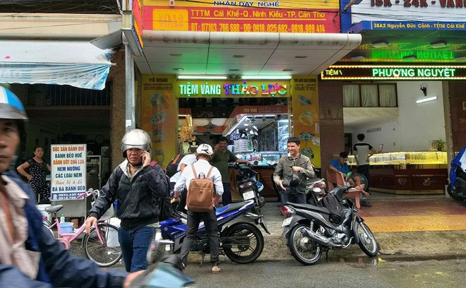 Vợ chủ tiệm vàng Thảo Lực muốn được trả lại 20 viên kim cương và 19.910 hột đá nhân tạo