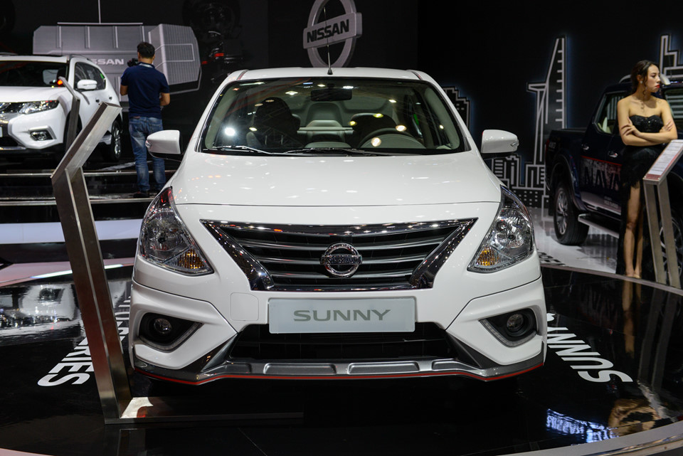 Chi tiết Nissan Sunny đối thủ Toyota Vios, giá trần 568 triệu đồng