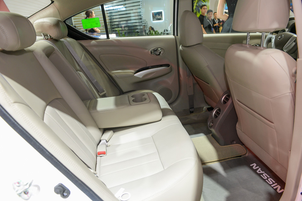 Chi tiết Nissan Sunny đối thủ Toyota Vios, giá trần 568 triệu đồng